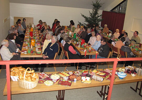 Foto vom Frühstück im Gemeindehaus